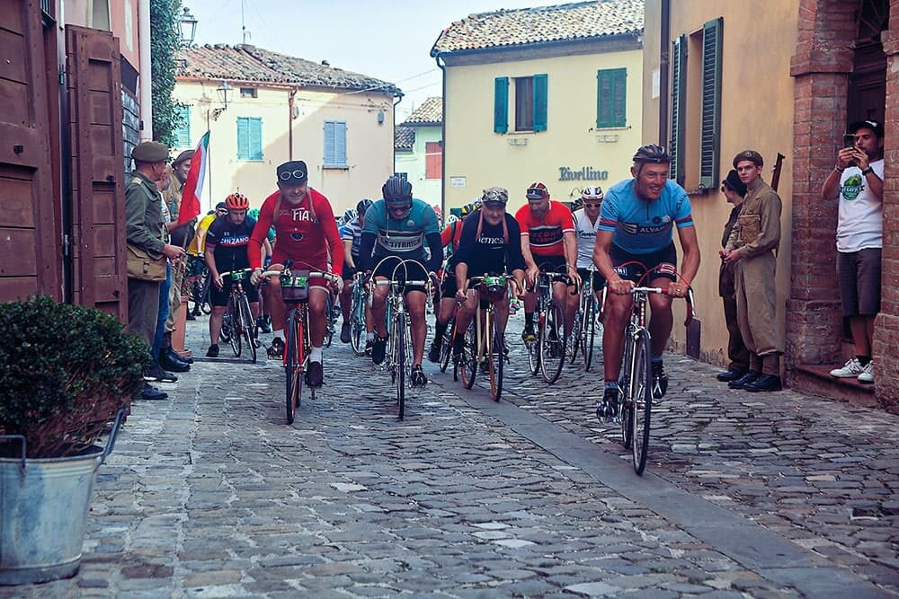 Instagram post from lavalledellevacanze. This post is in position 1.