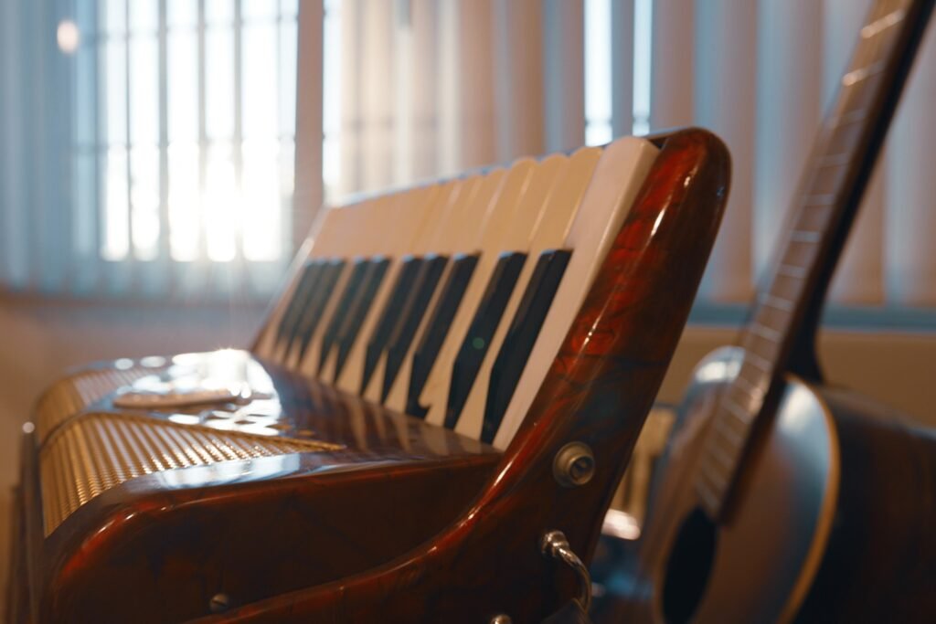 Instagram post from lavalledellevacanze. This post is in position 4.